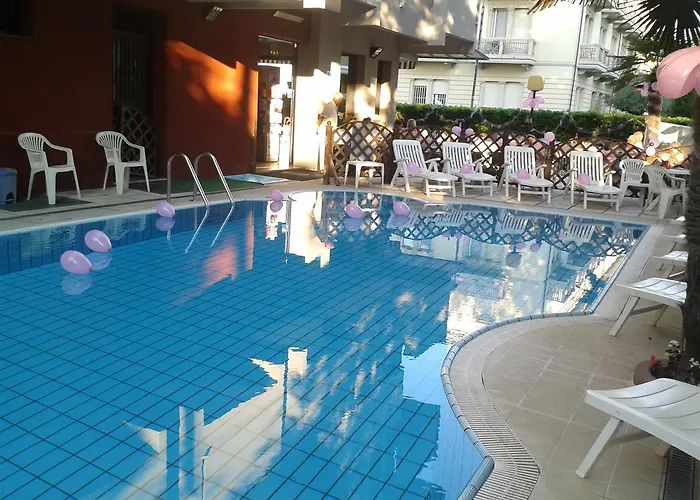 Giglio 3* Римини