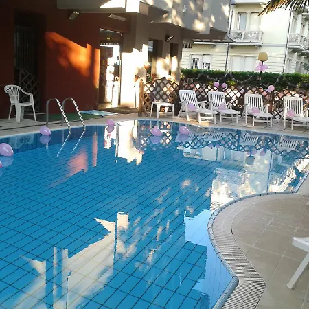 Giglio 3* Римини